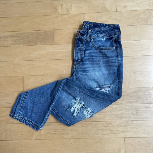 American Eagle Jeans - Boy Crop - Size 2 - Picture 3 of 5